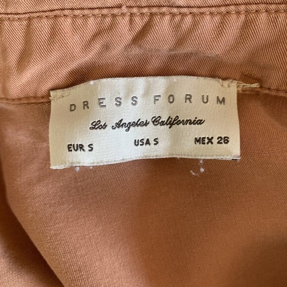 Dress Forum Rust Brown Oversized Button Down Long Sleeve Shirt Small - Picture 4 of 5